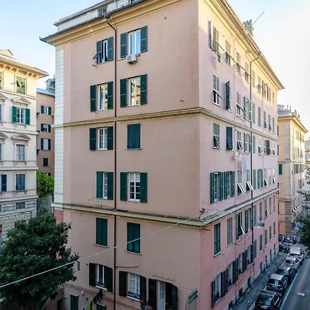 Apartment Joivy Colorful Apt For 6, 5 Mins From Piazza Corvetto *